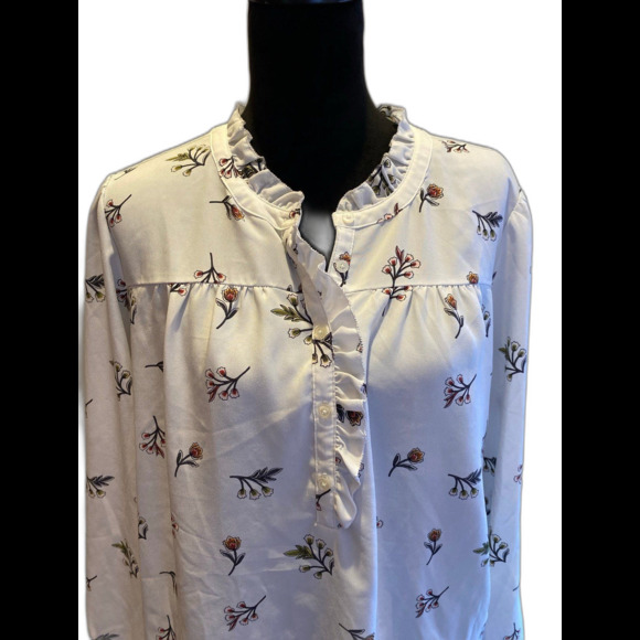 Loft Blouse Size XL Top Cream Long Sleeve Ruffle Collar 1/3 Button Front Dressy - Picture 2 of 10